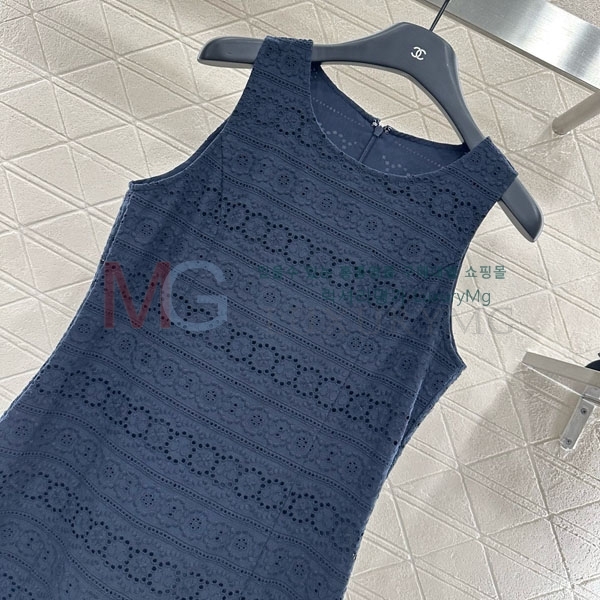   ǽ CE688656-2