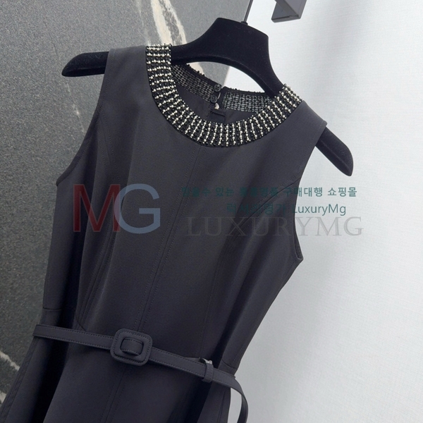   ǽ DO671183-1