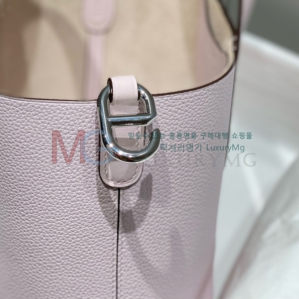 ޽  ź 18  H10770-9