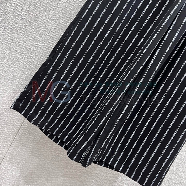  ũ  KK46732-1