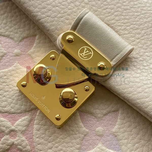̺  鷻  M25596-1
