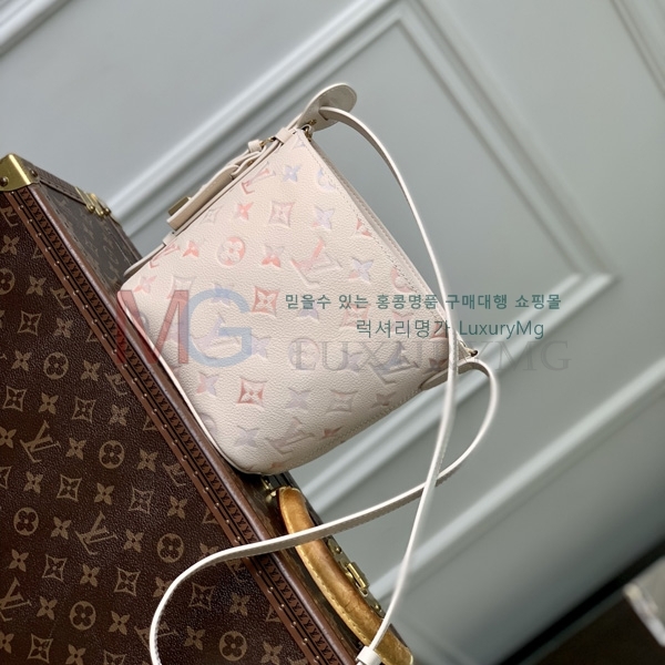 ̺  BB M25673-1