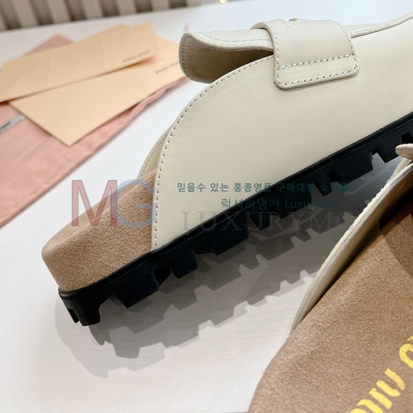  ̿̿   MIU684112-2