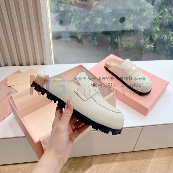  ̿̿   MIU684112-2