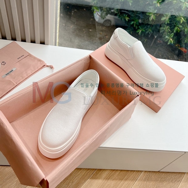  ̿̿  MIU688033-2