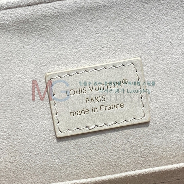 ̺   M15113-50