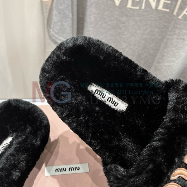 ̿̿   MIU09662-3