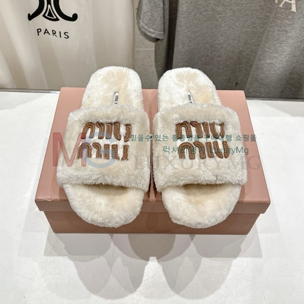  ̿̿   MIU09662-4