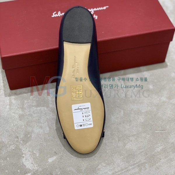 ䷹ ÷ F89006