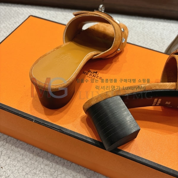  ޽   HE611102-8