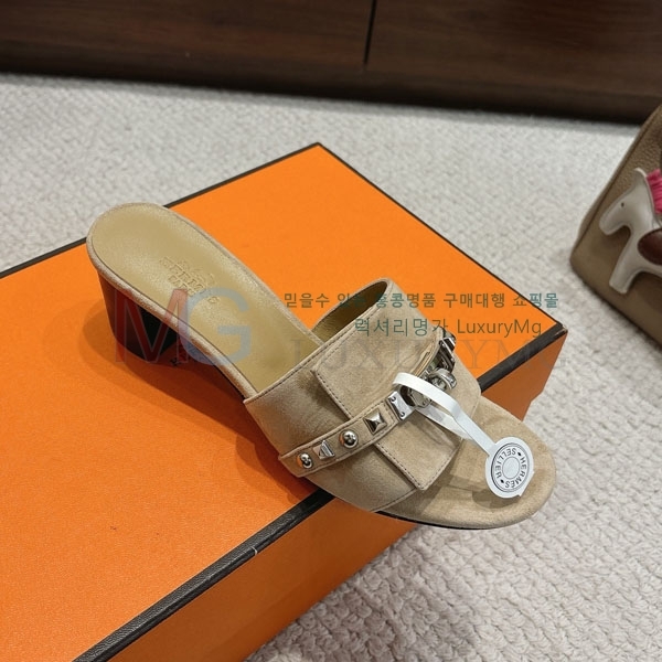  ޽   HE611102-7