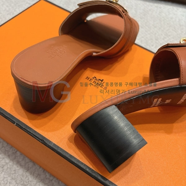  ޽   HE611102-4