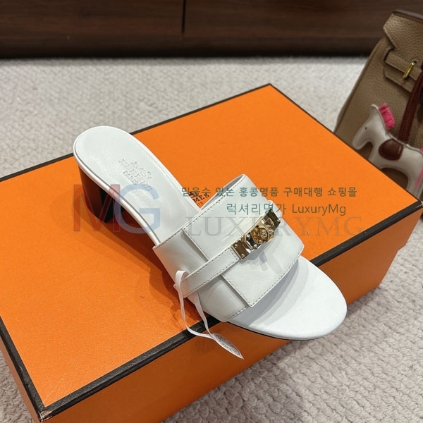  ޽   HE611102-3