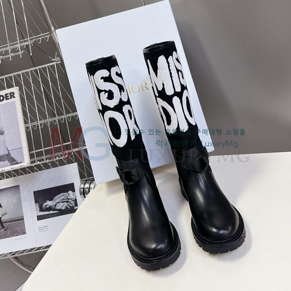    DR600325
