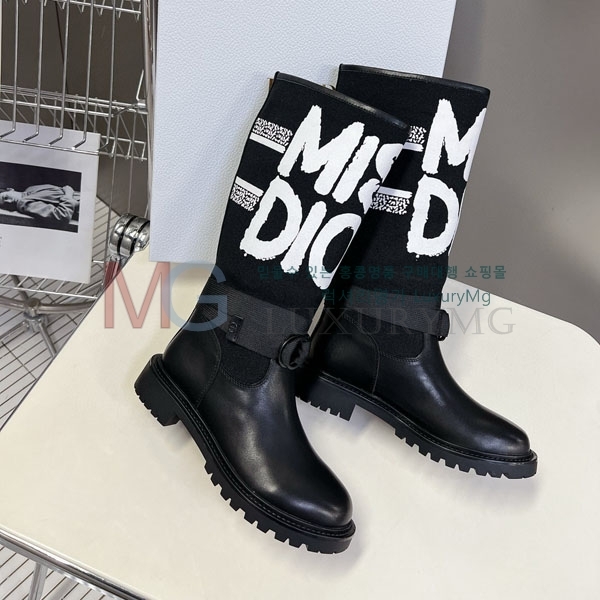    DR600325