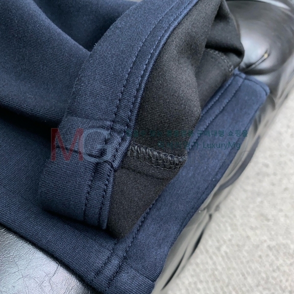  ڷ  489748-1