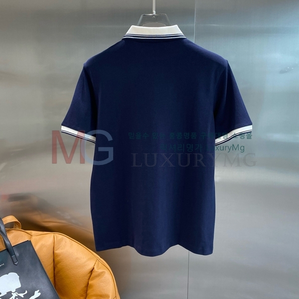   Ƽ 489767-1