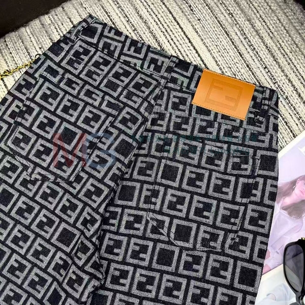  û FD418260
