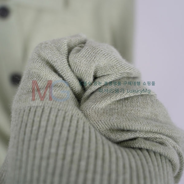 ˸   AM826534-1