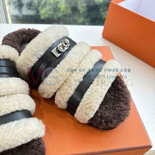 ޽   H0054992-2