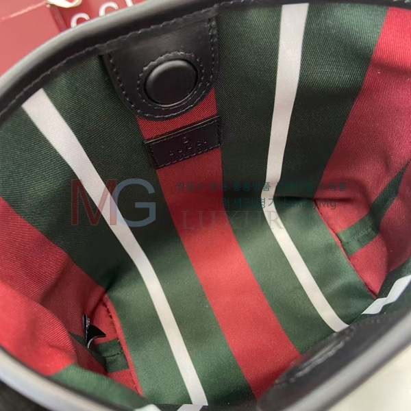  GG   Ŷ ‎847090-2