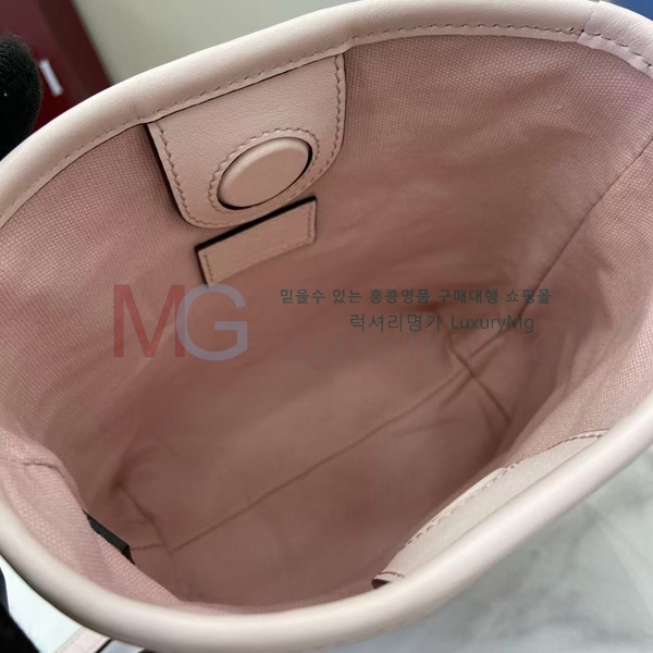  GG   Ŷ ‎847090-4
