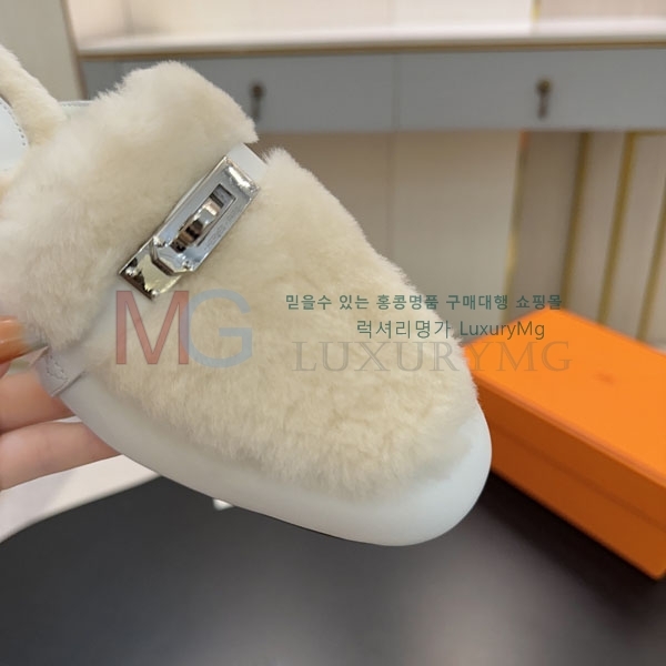  ޽   HE110280-1