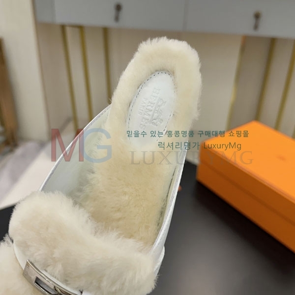  ޽   HE110280-1