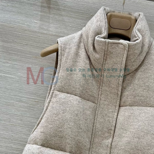  η** ٿ е  LP2312055-1