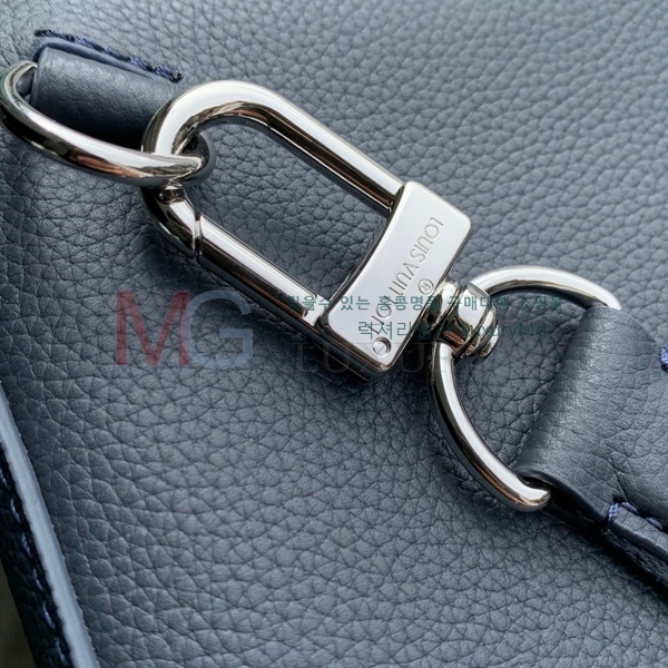 ̺   PM M15269-1