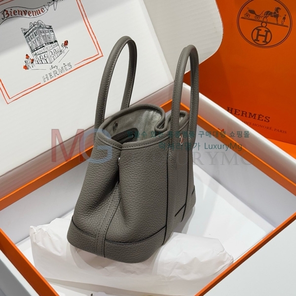 ޽ Ƽ Ʈ 23CM H229010-10