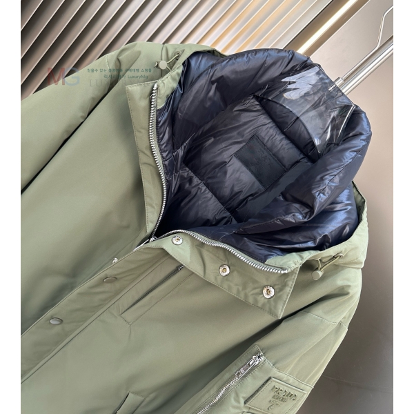   ٿ е 836796