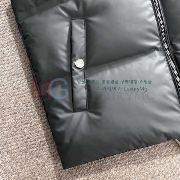   ٿ е  836806-1