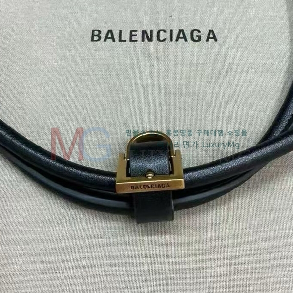 ߷þư   ĳ  870077-1