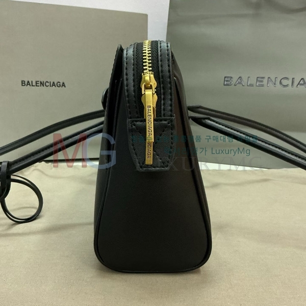 ߷þư   ĳ  870077-1