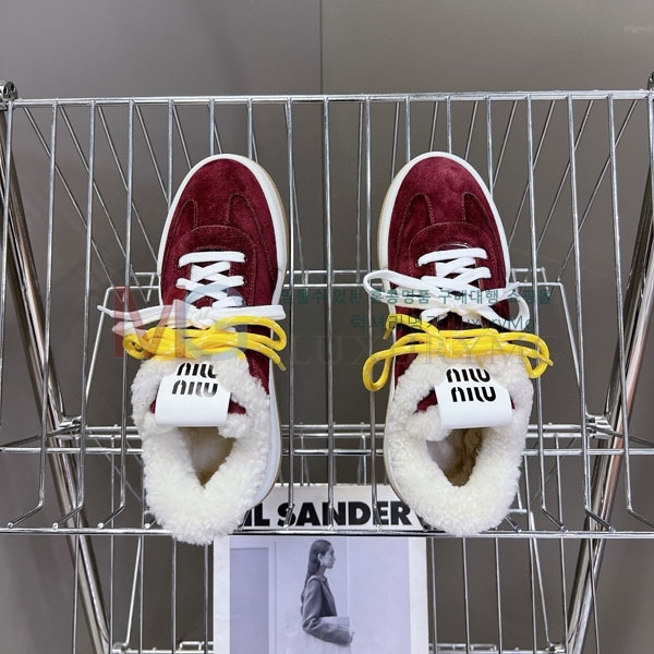 ���� �̿�̿� ����Ŀ�� M180007-1