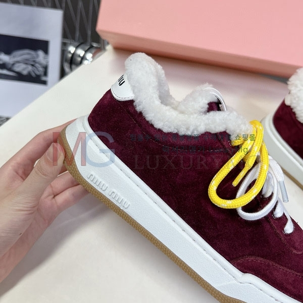 ���� �̿�̿� ����Ŀ�� M180007-1