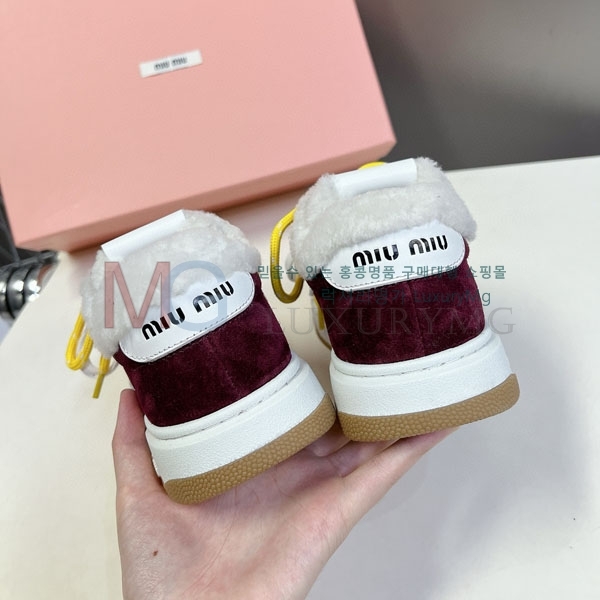 ���� �̿�̿� ����Ŀ�� M180007-1