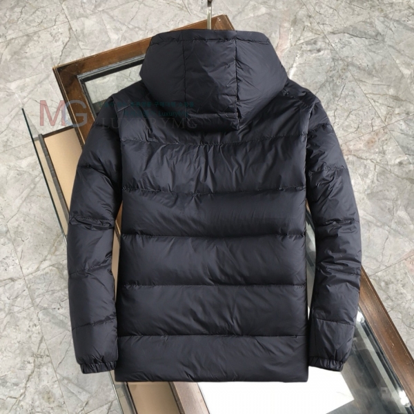   ٿ е PA834877