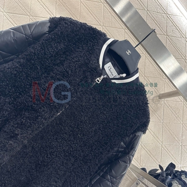   е  D65345637-2