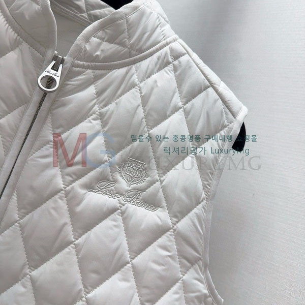  η** е   LP297876-7