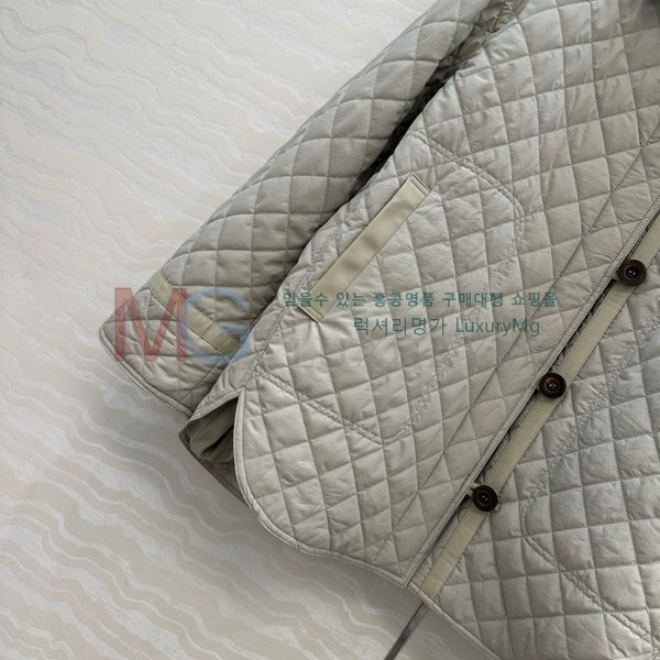  η** е  LP297876-11