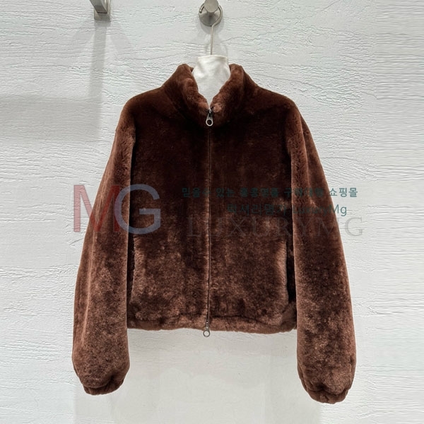  η** þ   LP2348806-6