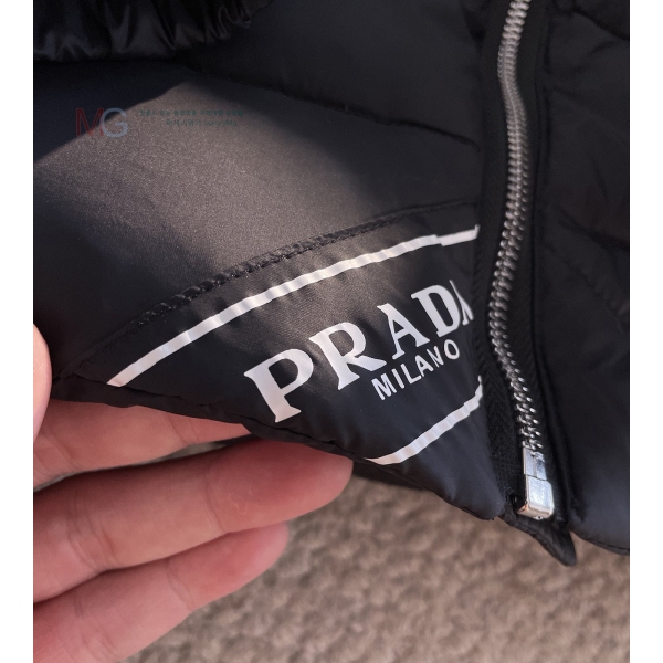   ٿ е PA834878