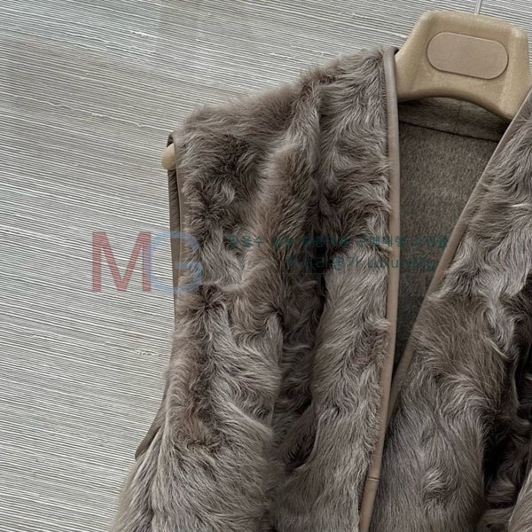  η** þ    LP234503-9