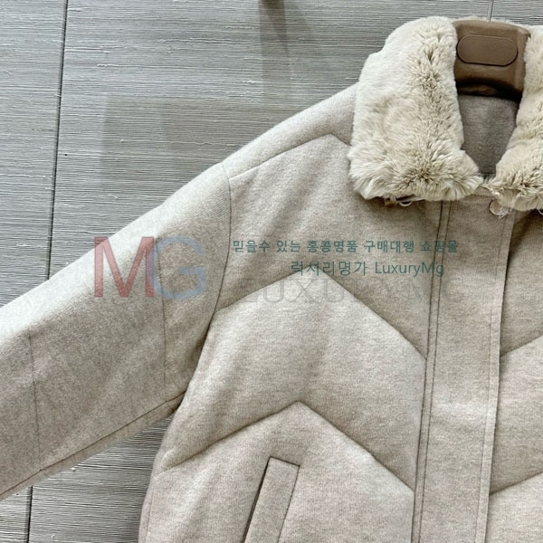  η** ٿ е LP234503-2