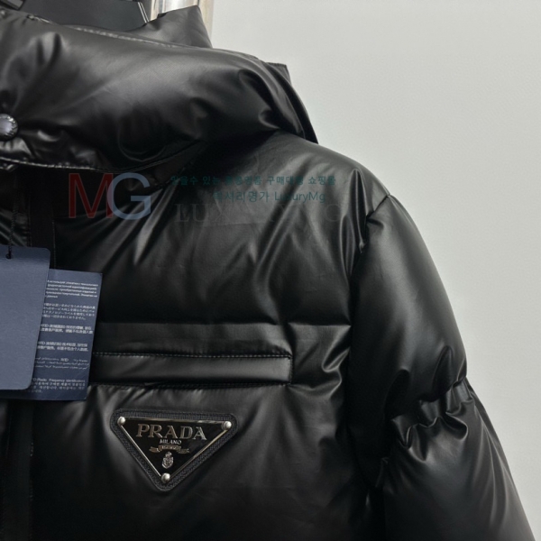   ٿ е PA834881-2
