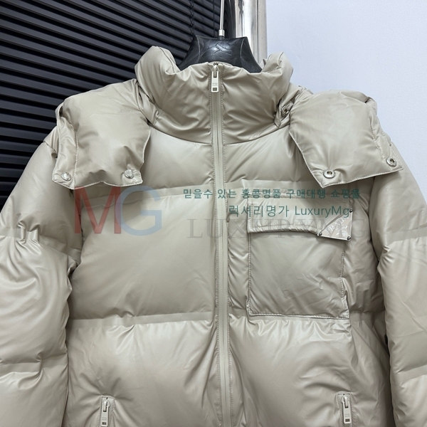   ٿ е PA838167-1