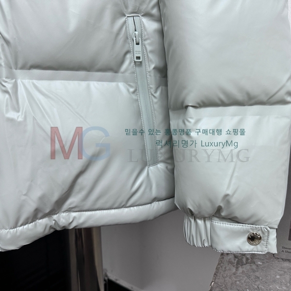   ٿ е PA838167-2