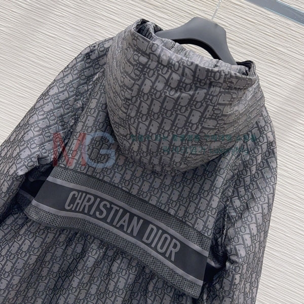   е  DO61132-4